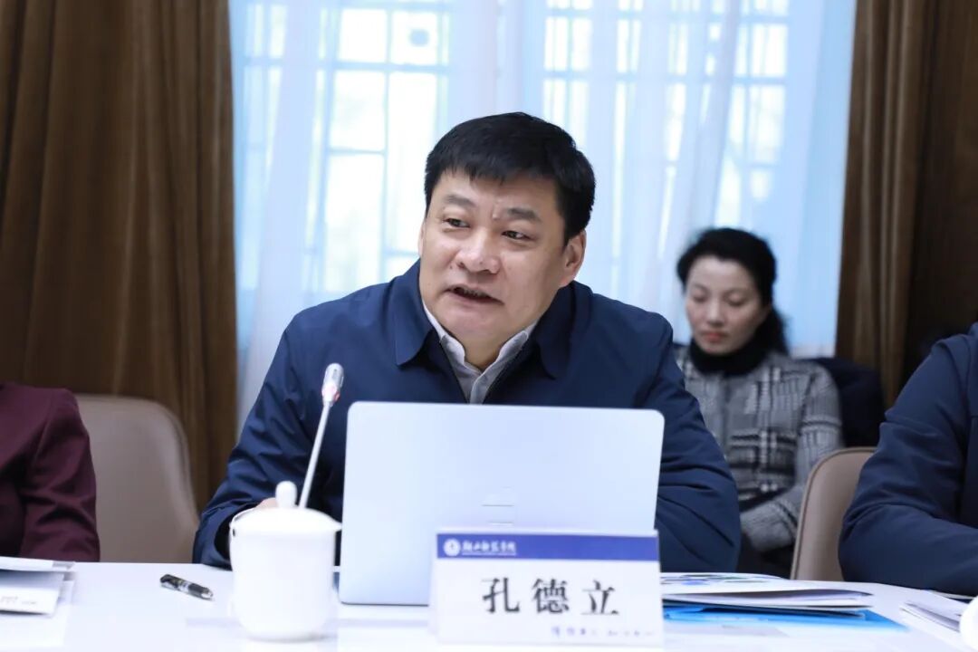 5be40a381e8a41bd945eebdf632ed966.jpg 5be40a381e8a41bd945eebdf632ed966.jpg